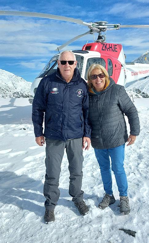 Twin Glaciers Helicopter Snow Landing
