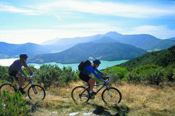 Mountain biking QCT