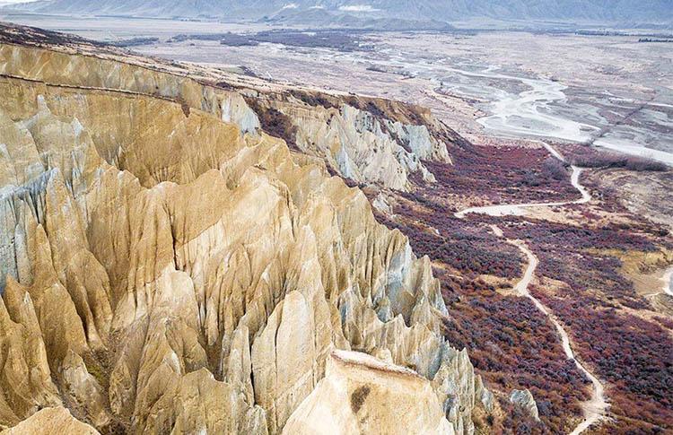 Clay Cliffs