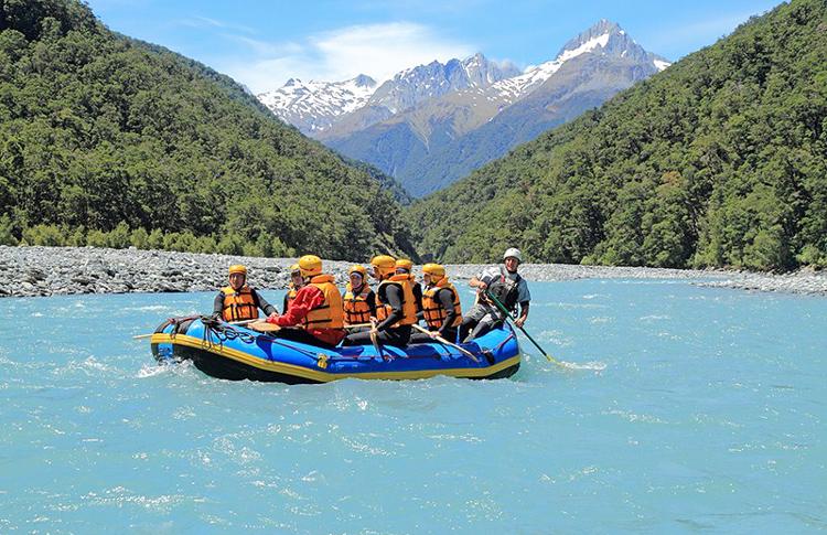 Landsborough scenic rafting