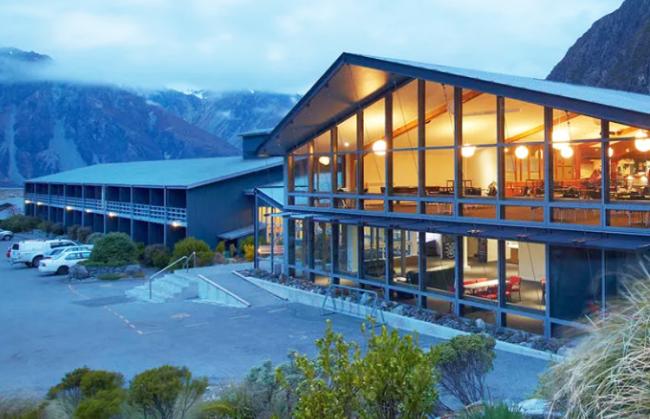 Mt Cook Lodge & Motels