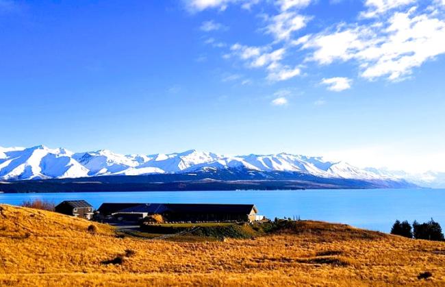 Lakestone Lodge