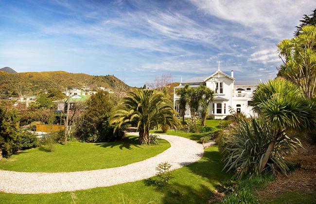 Sennen House - Picton