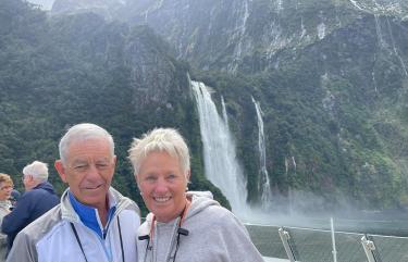 Milford waterfall